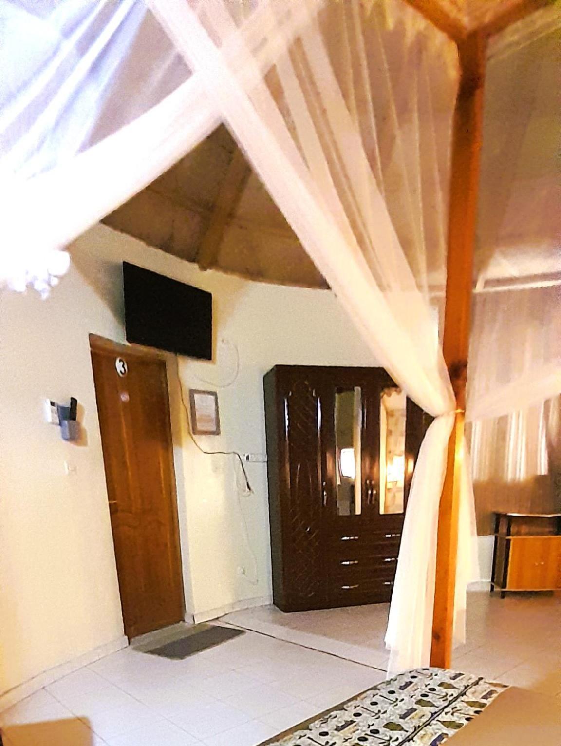 Hotel Le Chamama Niaga Esterno foto
